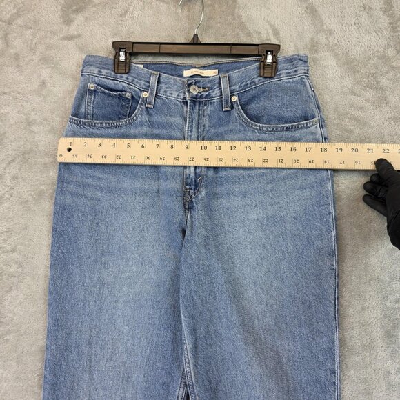Levi's Premium 80s Mom Jeans Womens W30 L30 Light Wash High Rise Tapered Denim - Picture 5 of 13
